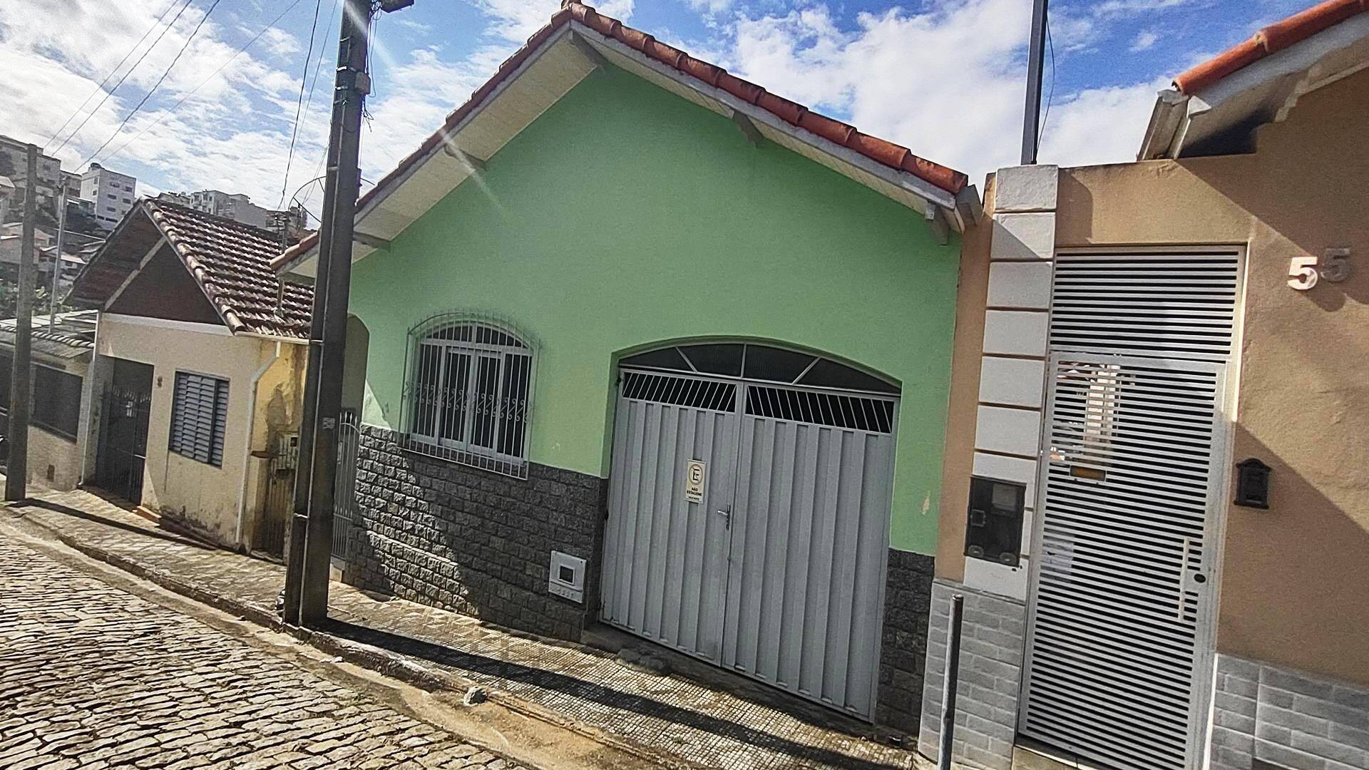 #085 - Casa para Venda em Paraisópolis - MG