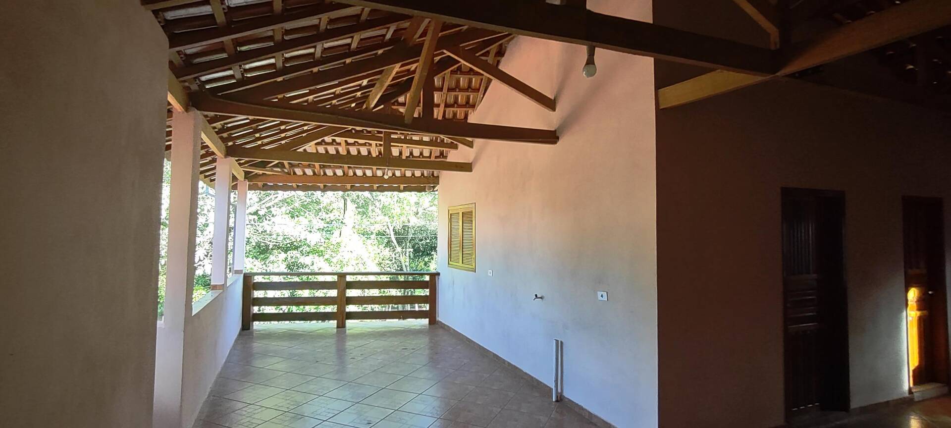 #150 - Casa para Venda em Paraisópolis - MG