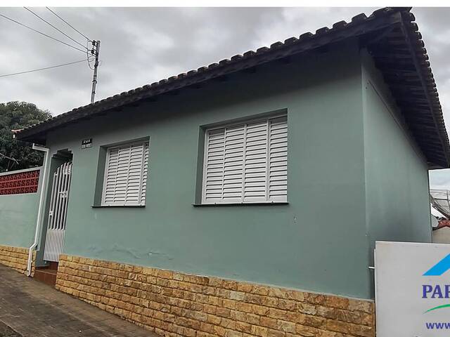 #165 - Casa para Venda em Cambuí - MG