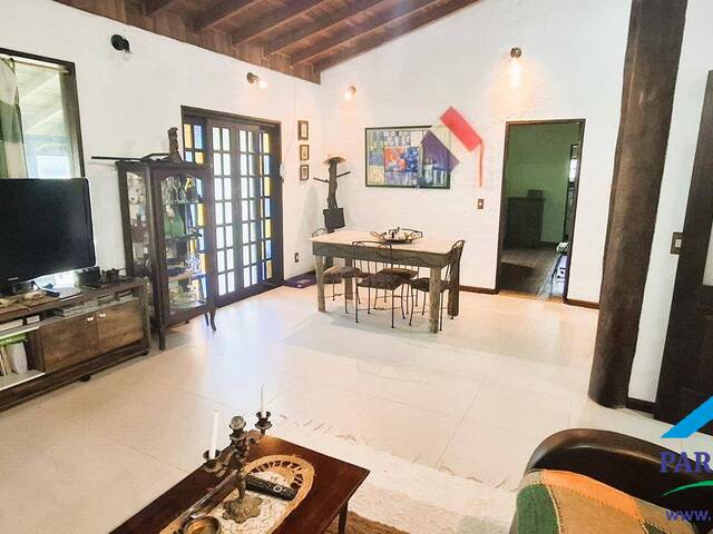 #305 - Casa para Venda em Gonçalves - MG - 3