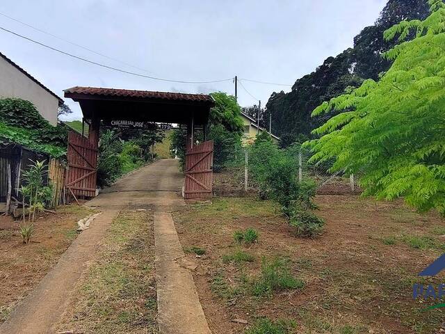 Sobrado para Venda em Gonçalves - 5