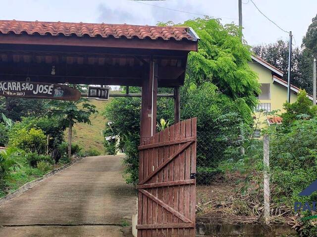 Sobrado para Venda em Gonçalves - 4