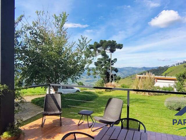 #389 - Casa para Venda em Gonçalves - MG