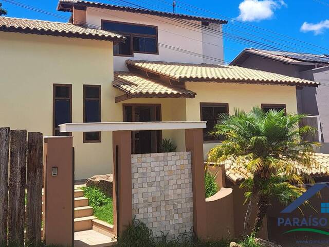 Casa para Venda em Cambuí - 2