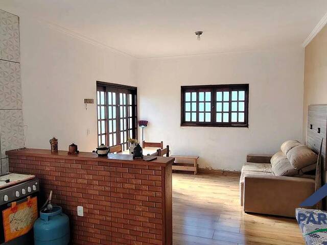 #409 - Casa para Venda em Conceição dos Ouros - MG - 1