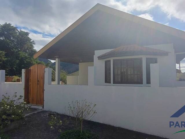 #417 - Casa para Venda em Paraisópolis - MG