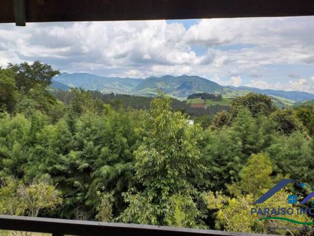 #061 - Casa em condomínio para Venda em Paraisópolis - MG